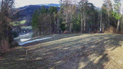 Prostřední část sjezdovky a snowpark