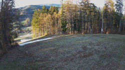 Prostřední část sjezdovky a snowpark