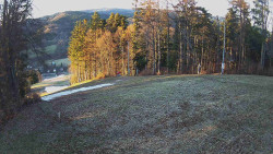 Prostřední část sjezdovky a snowpark