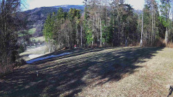 Prostřední část sjezdovky a snowpark