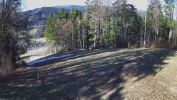 Prostřední část sjezdovky a snowpark