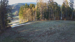 Prostřední část sjezdovky a snowpark