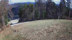Prostřední část sjezdovky a snowpark