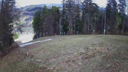 Prostřední část sjezdovky a snowpark