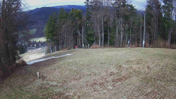 Prostřední část sjezdovky a snowpark