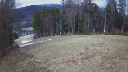 Prostřední část sjezdovky a snowpark