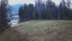 Prostřední část sjezdovky a snowpark