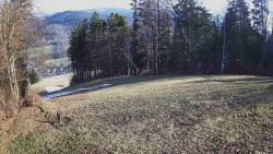 Prostřední část sjezdovky a snowpark