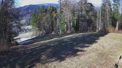 Prostřední část sjezdovky a snowpark