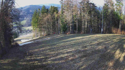 Prostřední část sjezdovky a snowpark