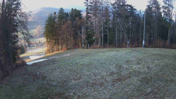 Prostřední část sjezdovky a snowpark