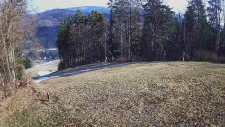 Prostřední část sjezdovky a snowpark