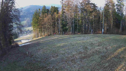Prostřední část sjezdovky a snowpark