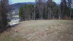 Prostřední část sjezdovky a snowpark