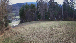 Prostřední část sjezdovky a snowpark