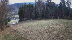 Prostřední část sjezdovky a snowpark