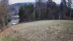 Prostřední část sjezdovky a snowpark