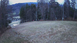 Prostřední část sjezdovky a snowpark