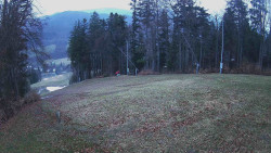 Prostřední část sjezdovky a snowpark