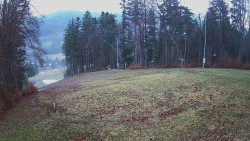 Prostřední část sjezdovky a snowpark