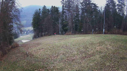 Prostřední část sjezdovky a snowpark