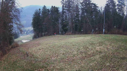 Prostřední část sjezdovky a snowpark