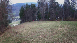 Prostřední část sjezdovky a snowpark