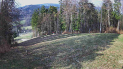 Prostřední část sjezdovky a snowpark