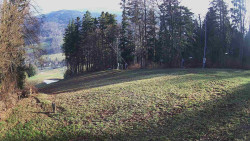 Prostřední část sjezdovky a snowpark