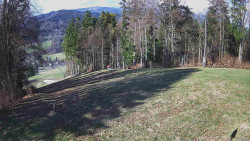 Prostřední část sjezdovky a snowpark