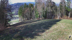 Prostřední část sjezdovky a snowpark