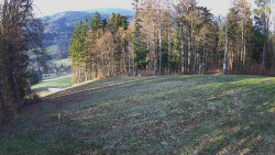 Prostřední část sjezdovky a snowpark