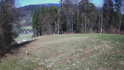 Prostřední část sjezdovky a snowpark