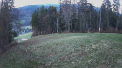 Prostřední část sjezdovky a snowpark