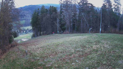 Prostřední část sjezdovky a snowpark
