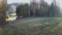 Prostřední část sjezdovky a snowpark