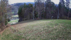 Prostřední část sjezdovky a snowpark