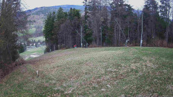 Prostřední část sjezdovky a snowpark