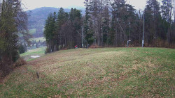 Prostřední část sjezdovky a snowpark