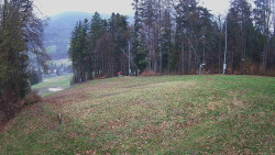 Prostřední část sjezdovky a snowpark