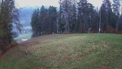 Prostřední část sjezdovky a snowpark