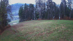 Prostřední část sjezdovky a snowpark