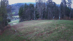 Prostřední část sjezdovky a snowpark