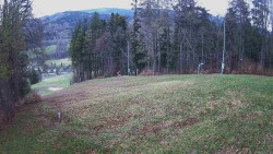 Prostřední část sjezdovky a snowpark