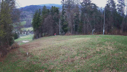 Prostřední část sjezdovky a snowpark