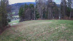 Prostřední část sjezdovky a snowpark