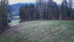 Prostřední část sjezdovky a snowpark