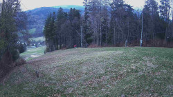 Prostřední část sjezdovky a snowpark