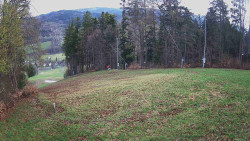 Prostřední část sjezdovky a snowpark