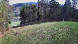Prostřední část sjezdovky a snowpark
